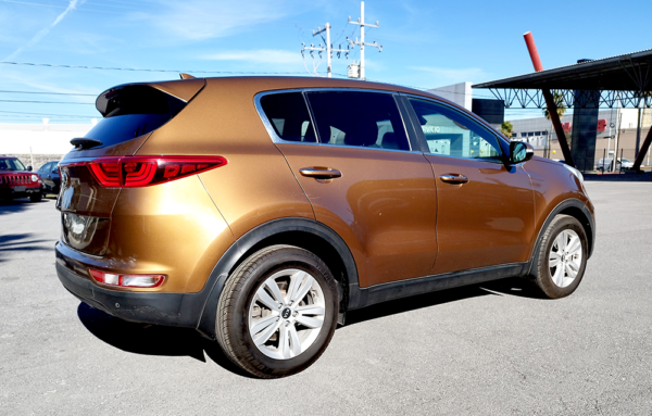 KIA SPORTAGE 2.0 L 4 CIL. - Image 2